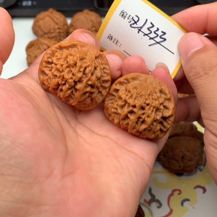 文玩核桃把件39全品秦闷1333