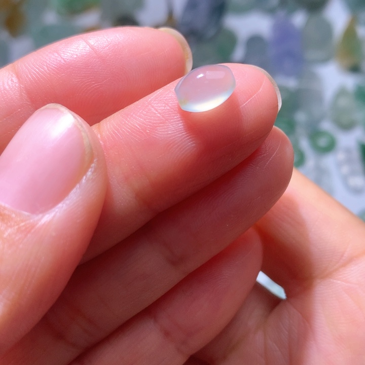 定制翡翠未镶嵌高冰枣珠