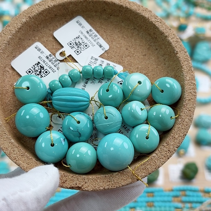 绿松石未镶嵌珠宝奇石珠子合集