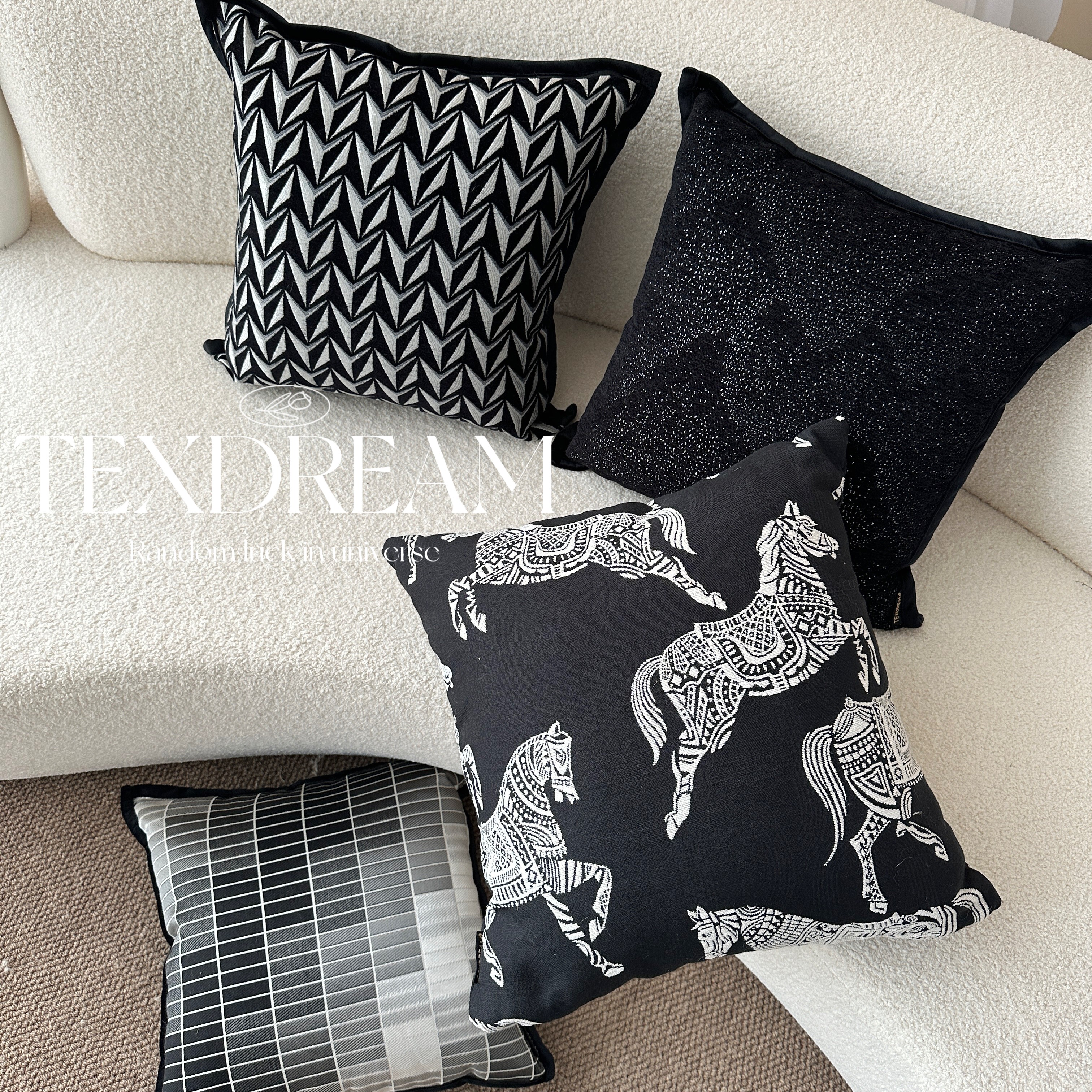 TEXDREAM黑色轻奢马匹系列设计师现代简约沙发抱枕靠枕抱