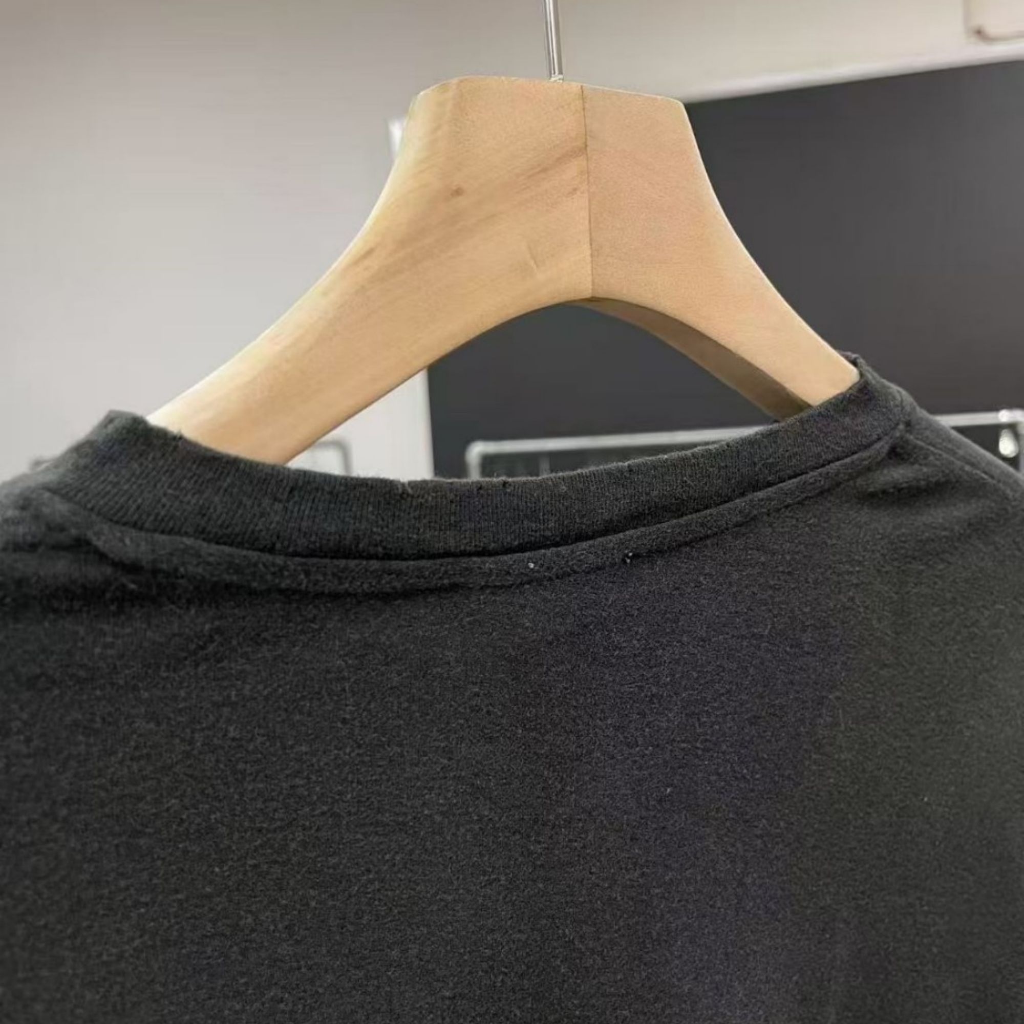 【临时系列】黑色做旧设计长袖T恤