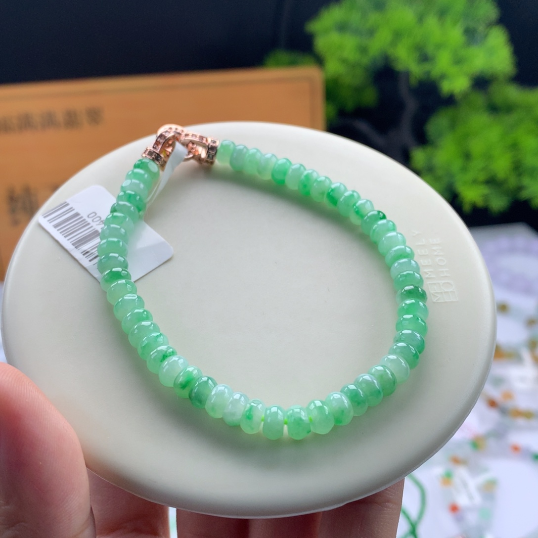 翡翠未镶嵌手链卡5.5