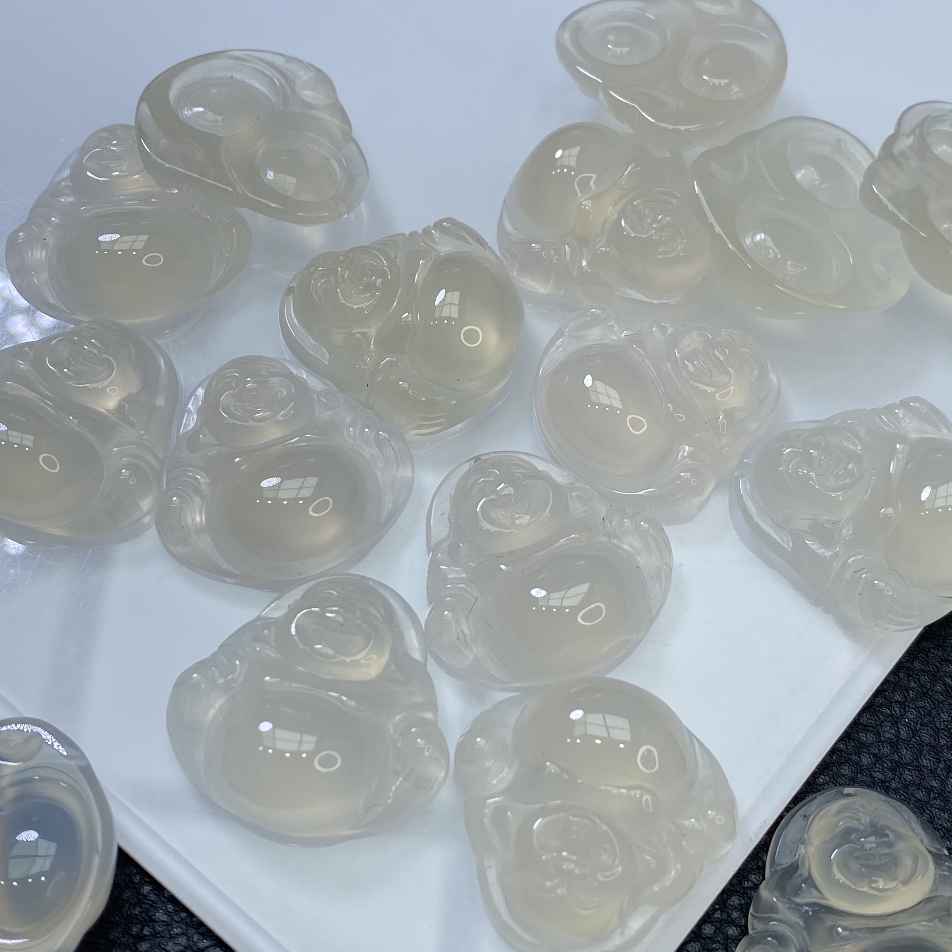 「戴琴珠宝」FR3977-玛瑙佛吊坠（多样性发其一）