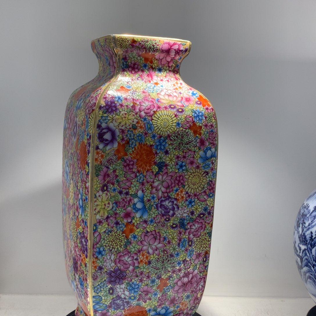 景德镇陶瓷花瓶摆