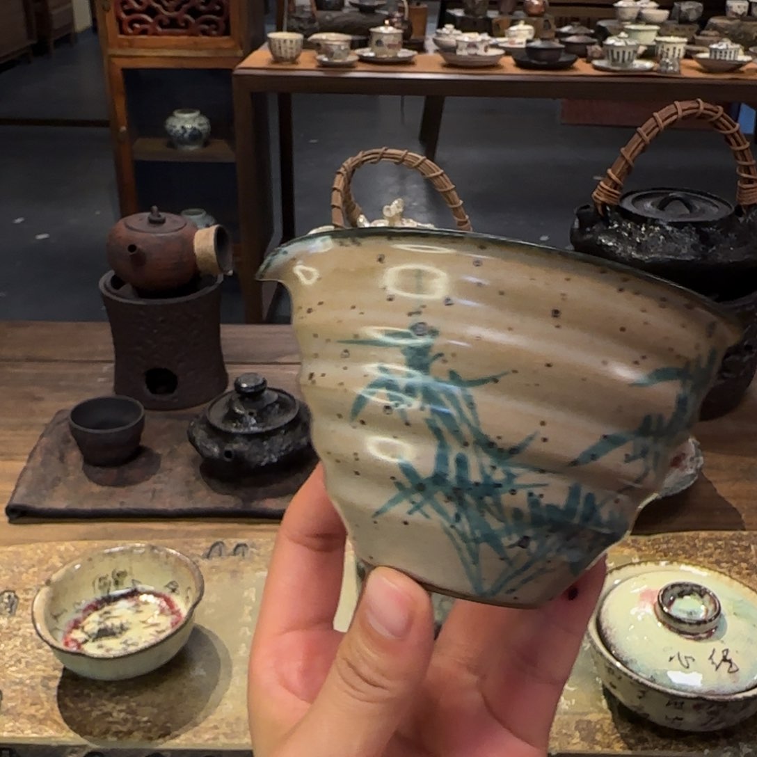 景德镇手作器皿了