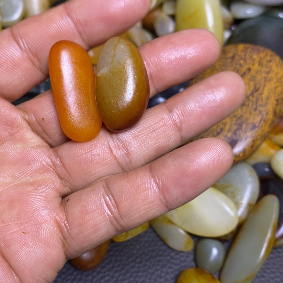 一***水和田玉未镶嵌挂件