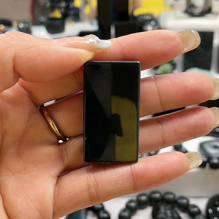 【闪购商品】和田玉（青玉）颈饰未镶嵌用*