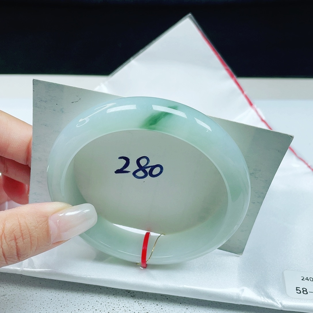 翡翠未镶嵌手镯 正圈58