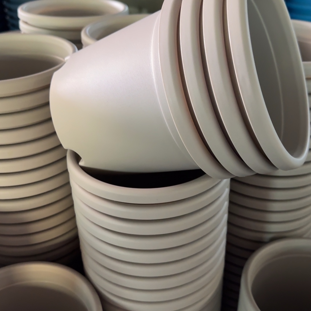 树脂四季盆2#无拖灰白微瑕13