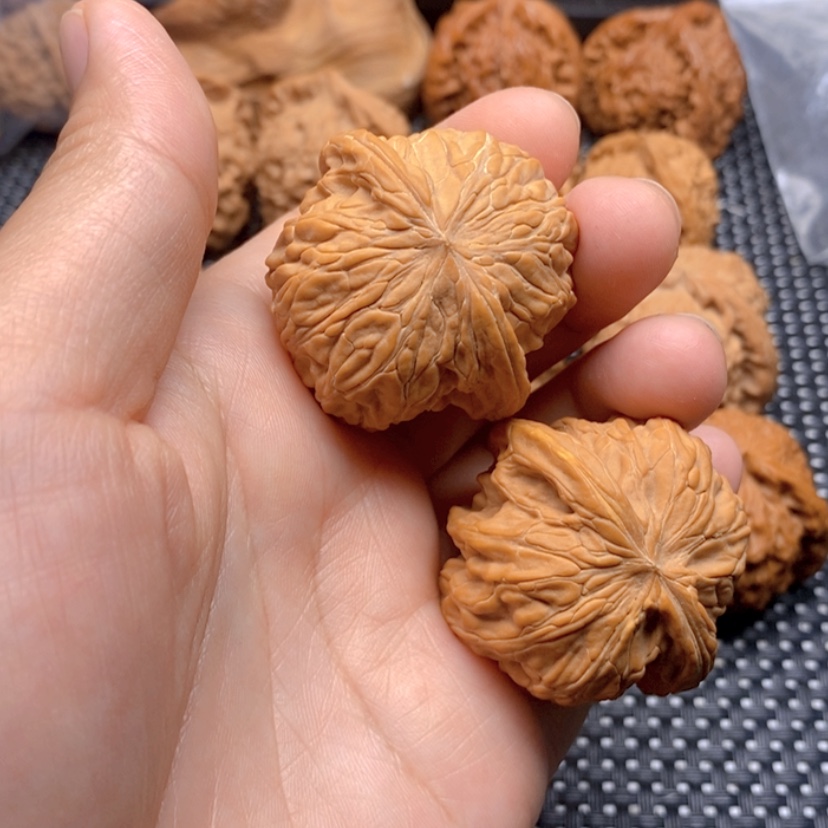 【闪购商品】文玩核桃吊坠核桃