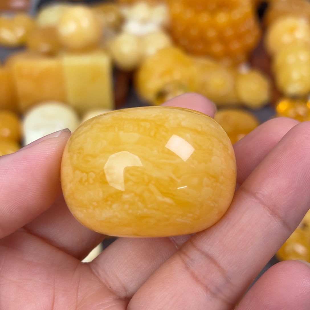 蜜蜡未镶嵌吊坠(不含链)虎皮面包扣