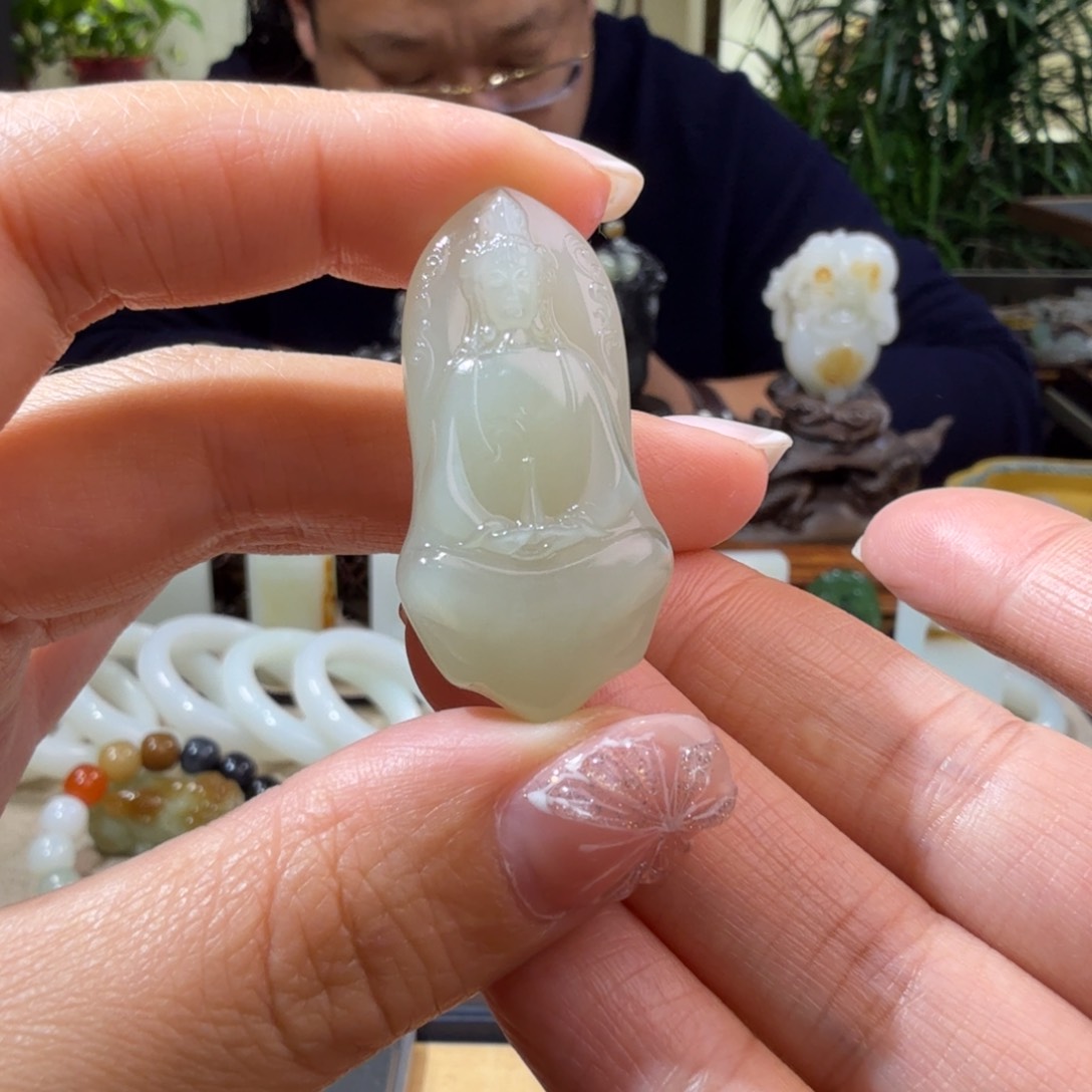 和田玉挂件未镶嵌Y***F