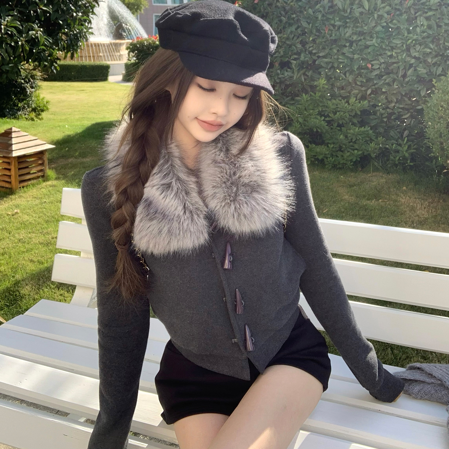 10/30  titi小姐姐【英区冷空气】内里加绒牛角扣针织衫