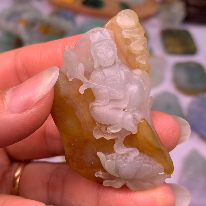 定制翡翠未镶嵌翡翠