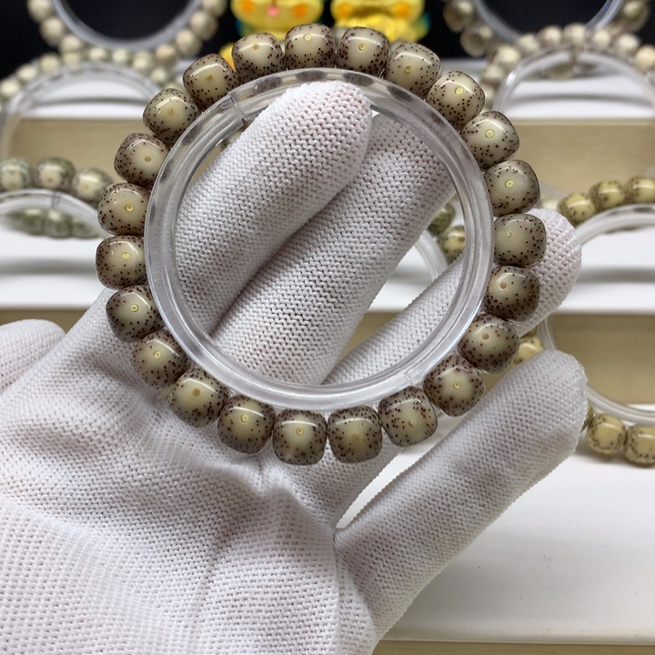 手串星月菩提3号 黄金瞳大眼睛10/9