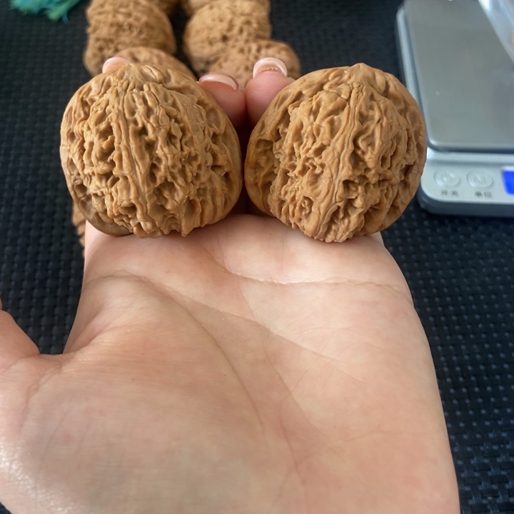 猴头核桃吊坠41对歪