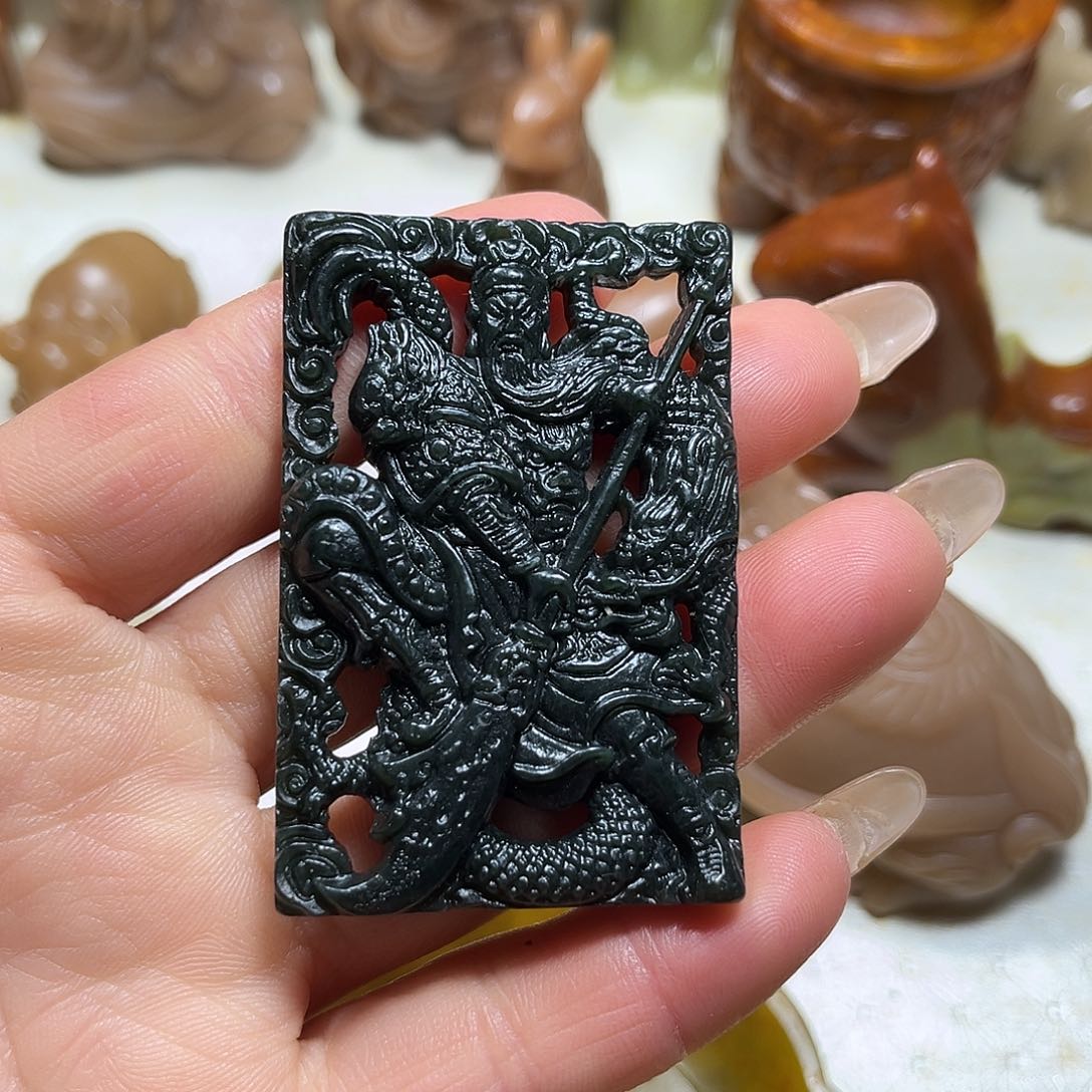 白玉菩提吊坠白玉菩提吊坠