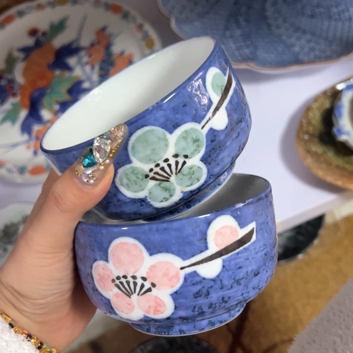 盖碗瓷器直播放漏中