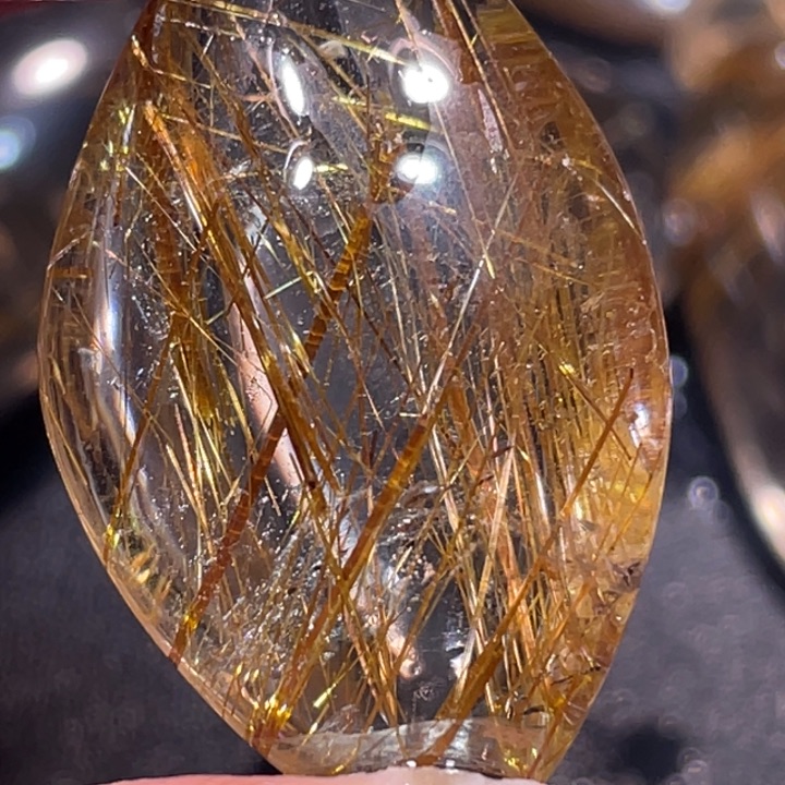 未镶嵌颈饰发晶大**喱