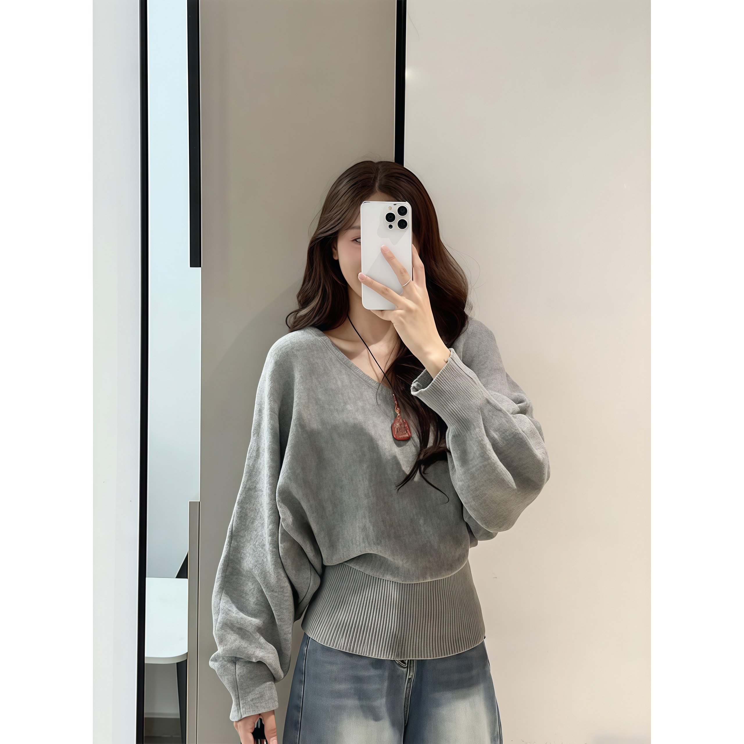 韩系慵懒风V领蝙蝠袖针织衫女装秋季新款氛围感绑带收腰显瘦上衣