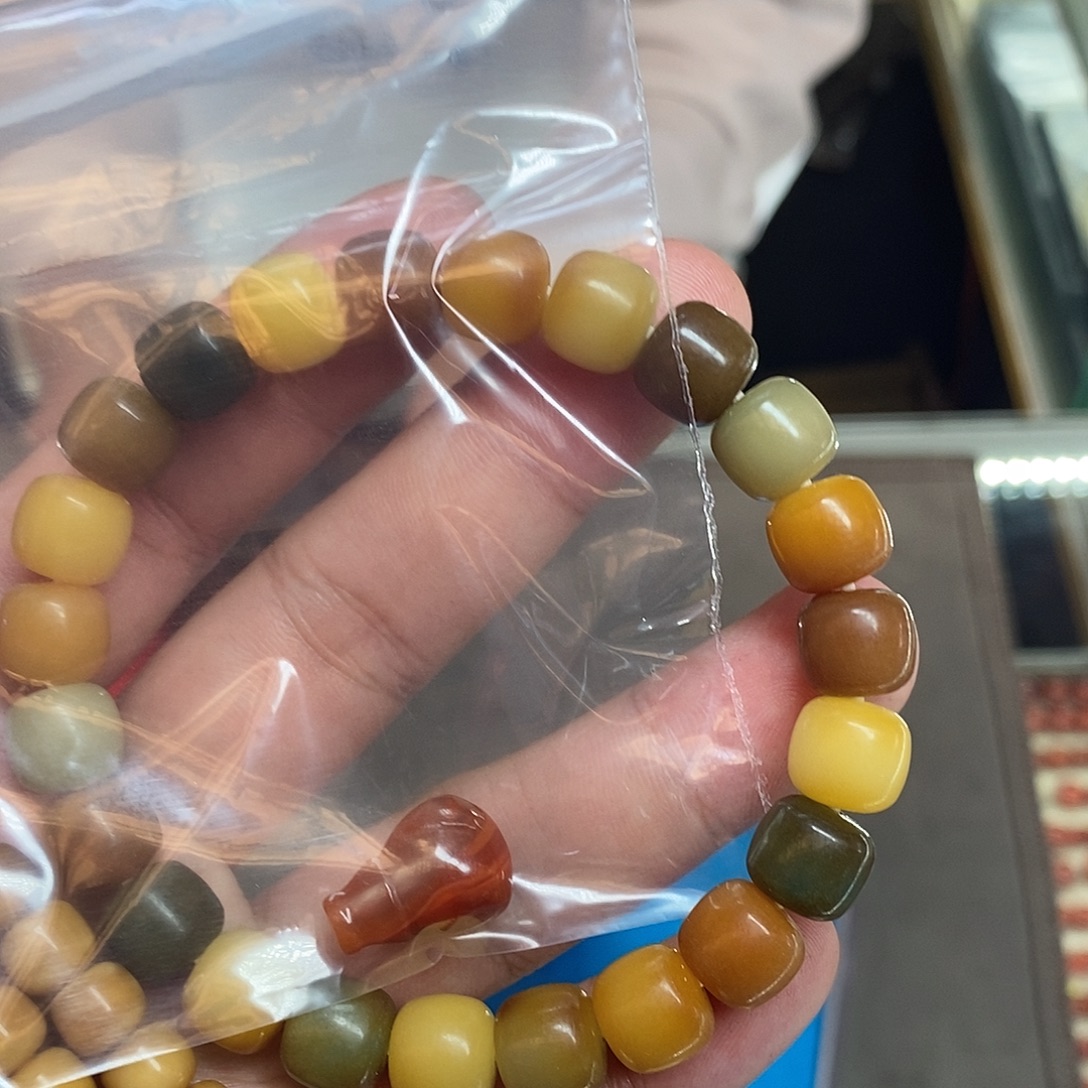 ****4吊坠白玉菩提小蕾单圈