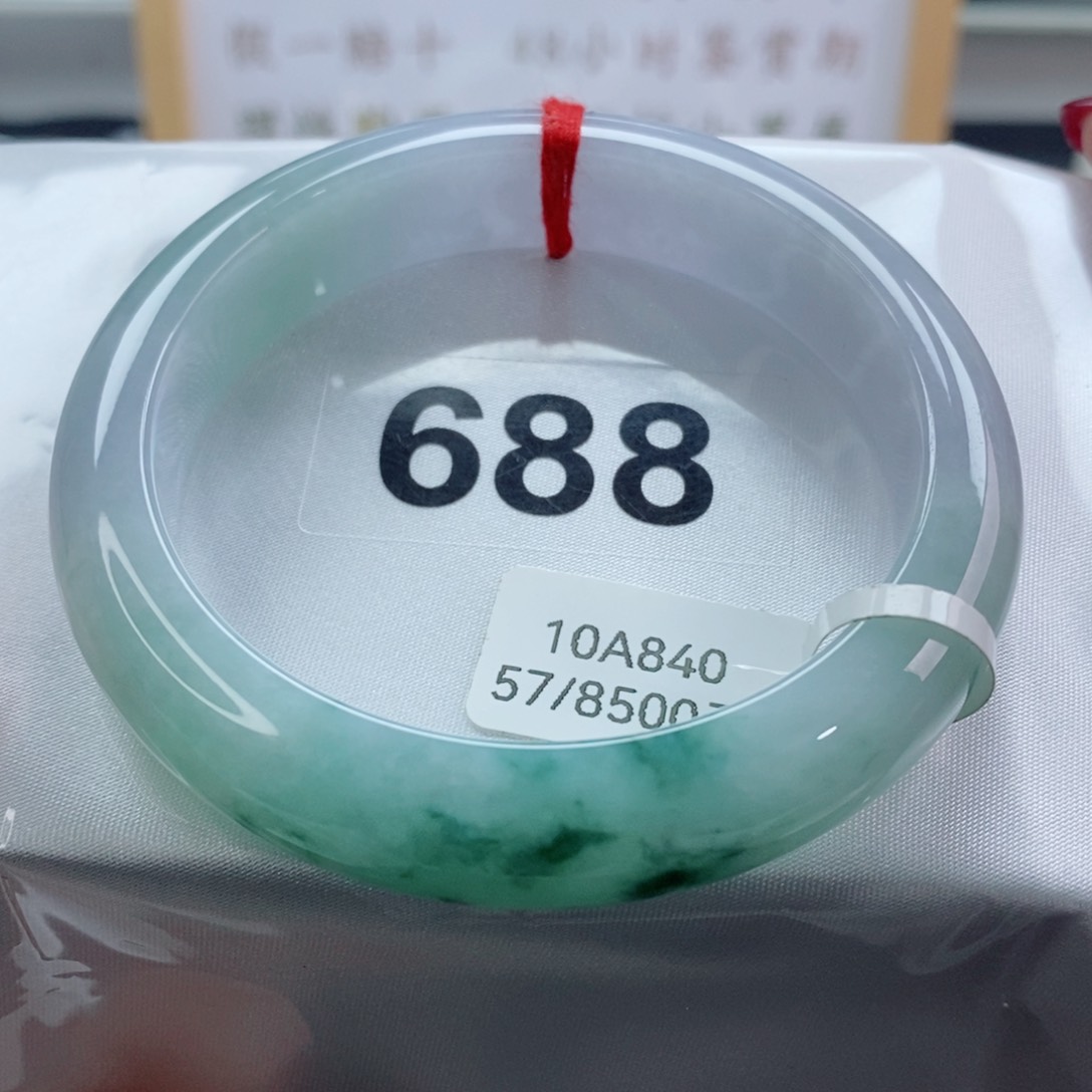 翡翠手镯未镶嵌天然A货翡翠手镯