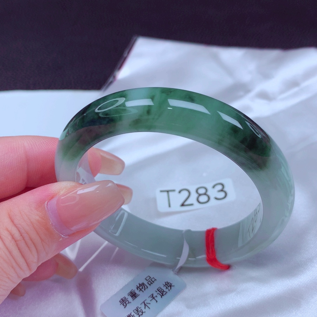 翡翠手镯未镶嵌手镯