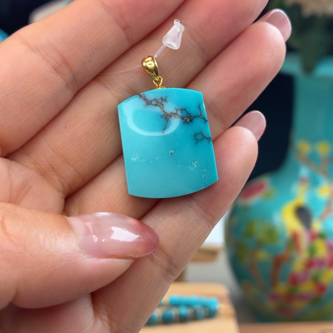 绿松石18K金镶嵌颈饰