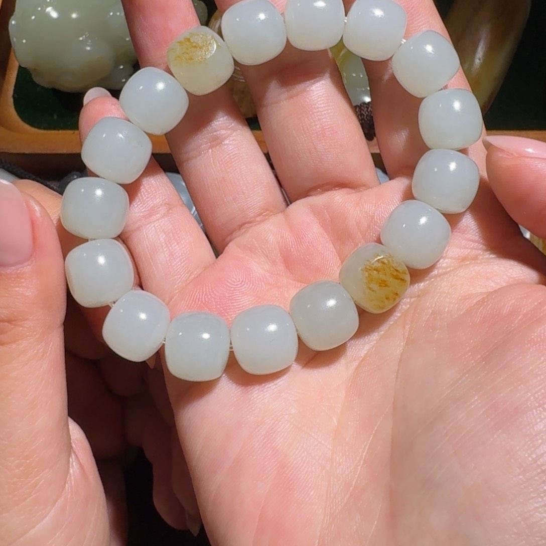 和田玉挂件未镶嵌O****r