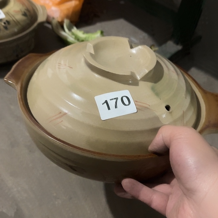 瓷片陶瓷盘子碗啥都有