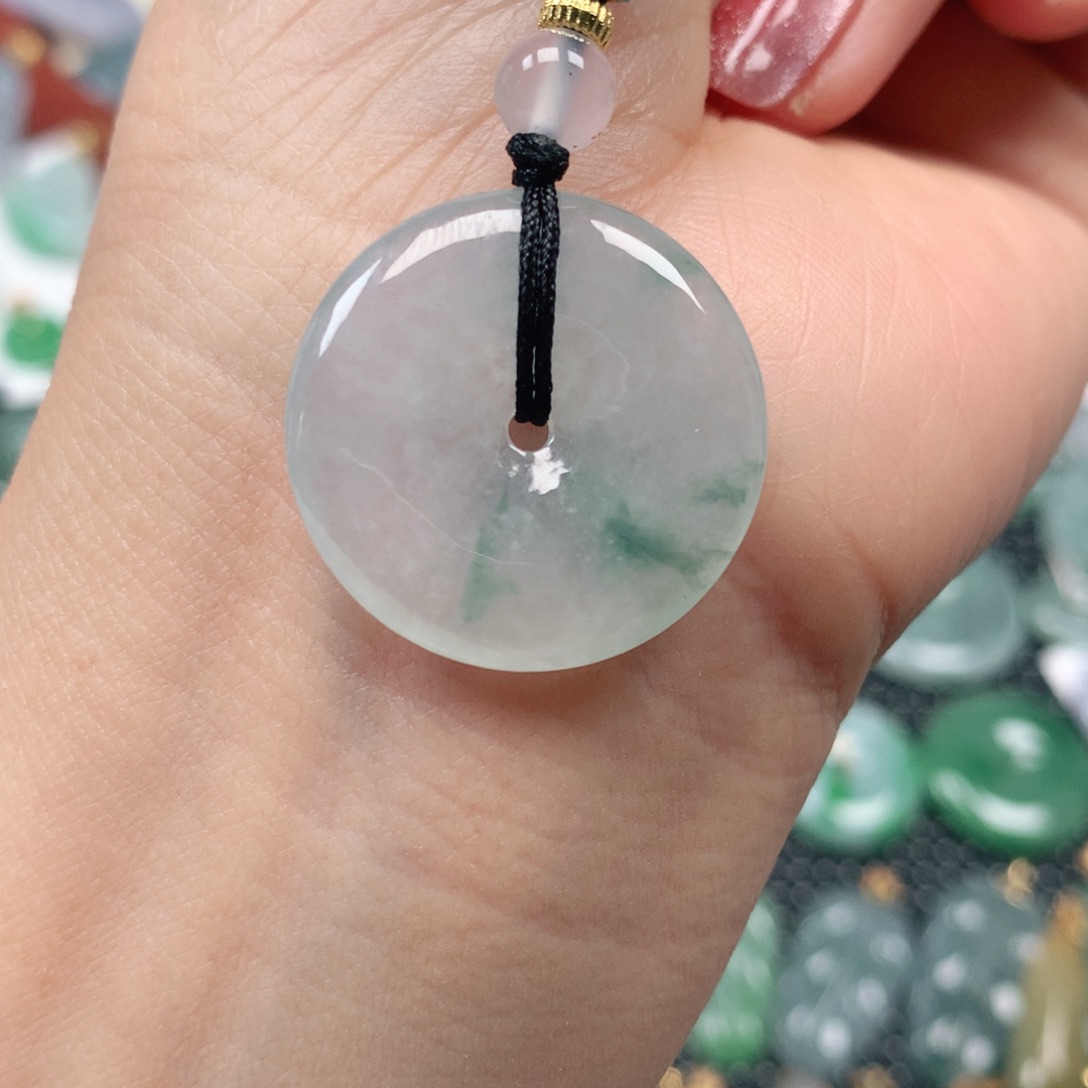 【闪购商品】翡翠吊坠(不含链)未镶嵌