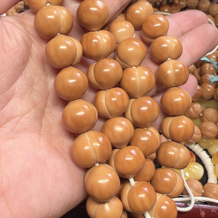 核桃桃桃手手持福微瑕