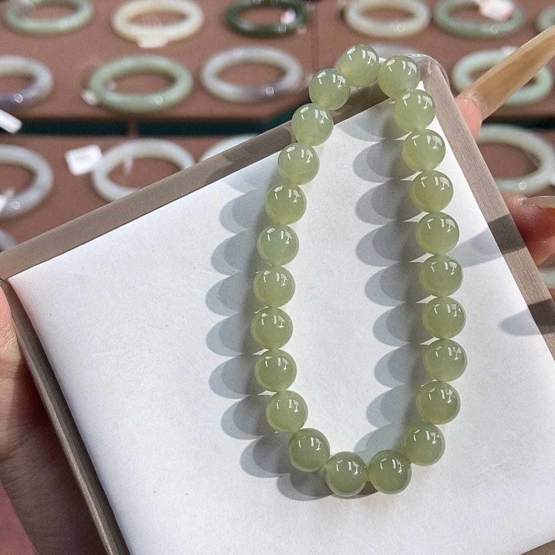 和田玉手链未镶嵌