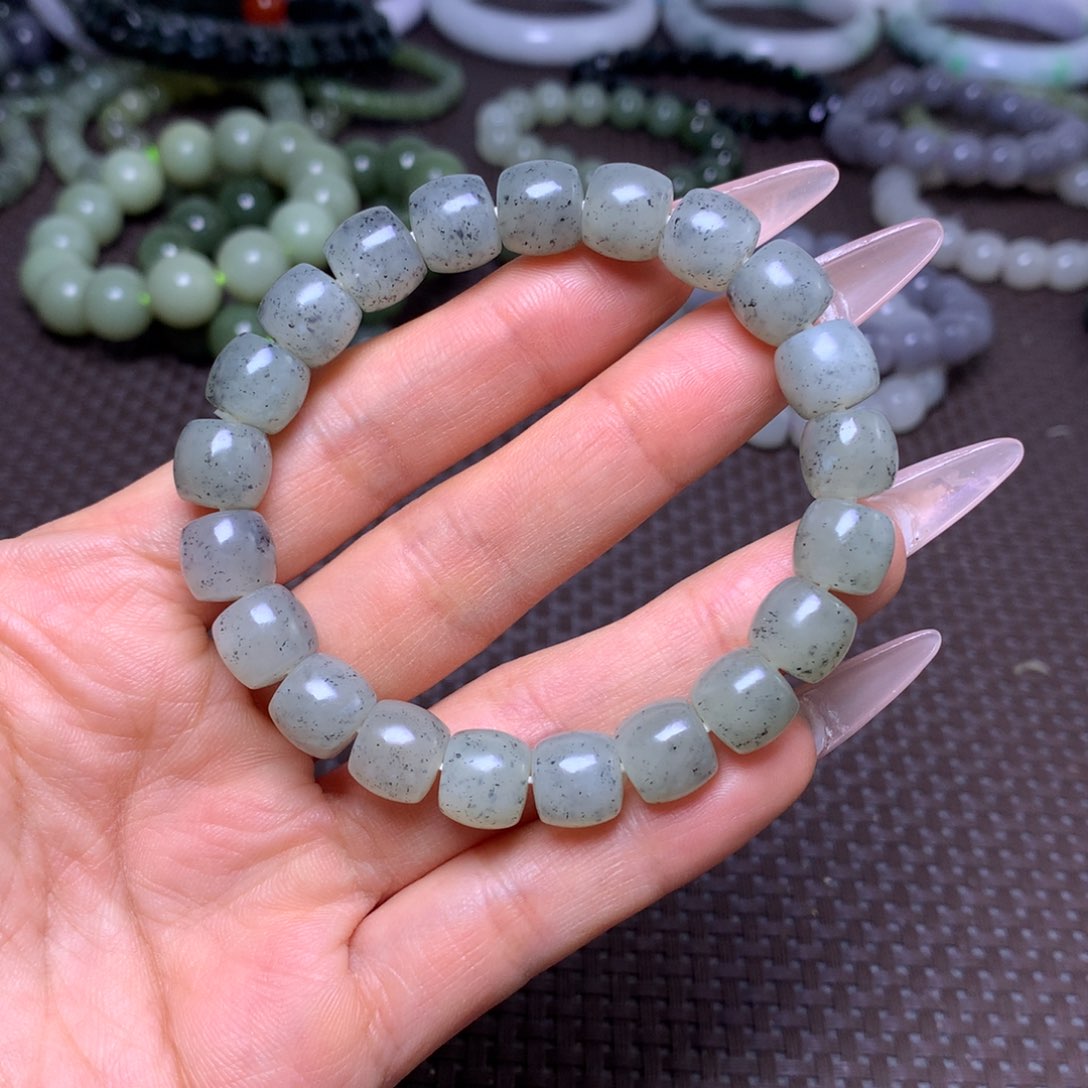 未镶嵌手串和田玉卡10