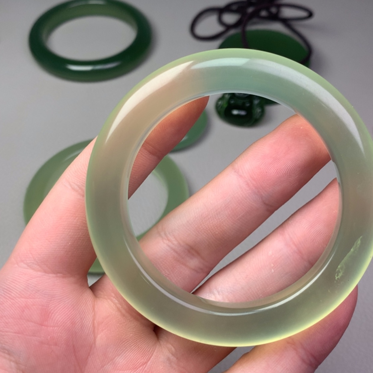 【闪购商品】未镶嵌蛇纹石玉岫玉张*美