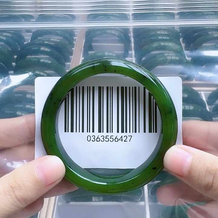 和田玉（碧玉）手镯未镶嵌5455微瑕