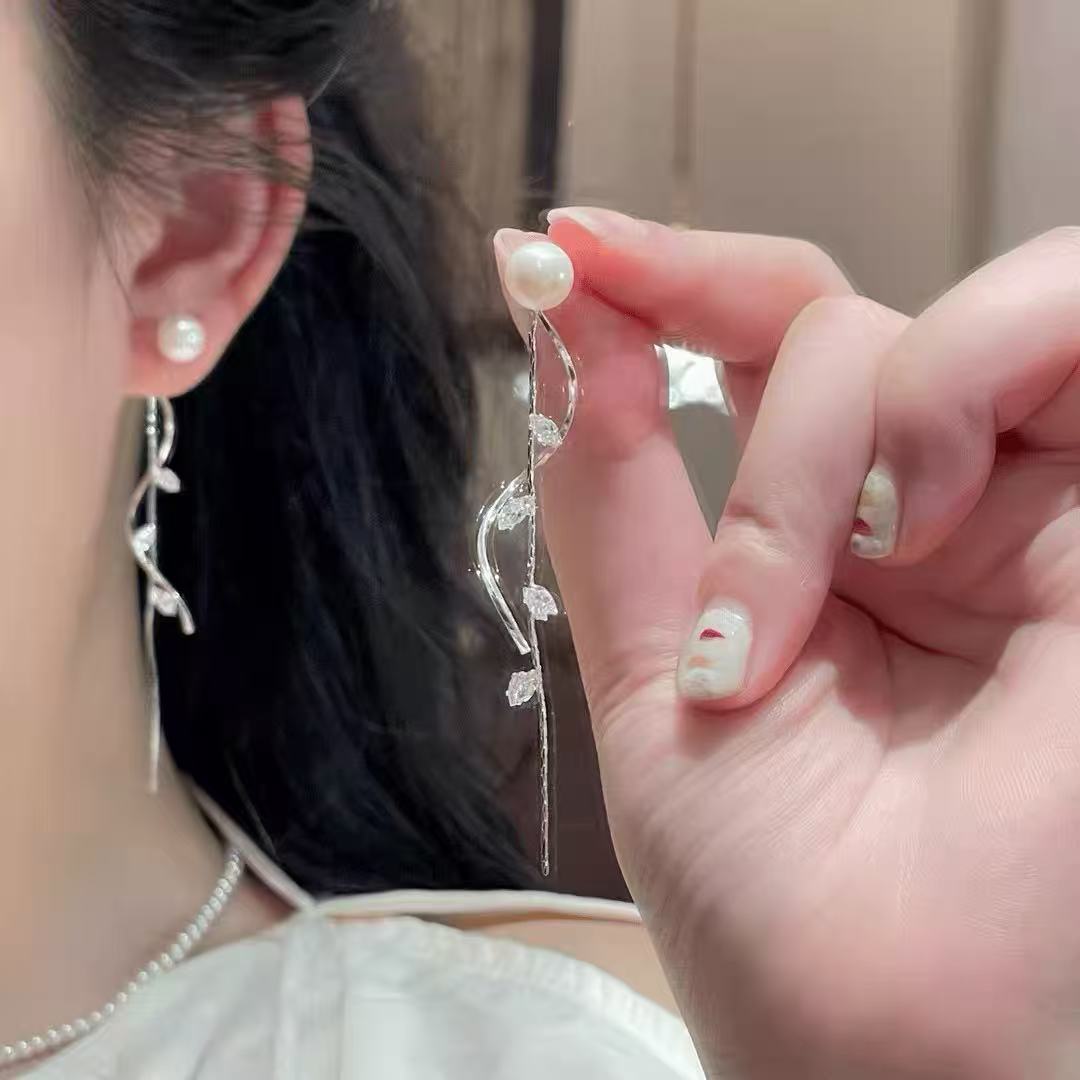 铜合金耳饰 气质轻奢百搭简约优雅精致网红设计师耳环F3141