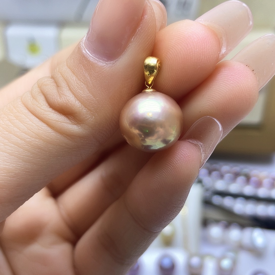 淡水珍珠颈饰18K金镶嵌