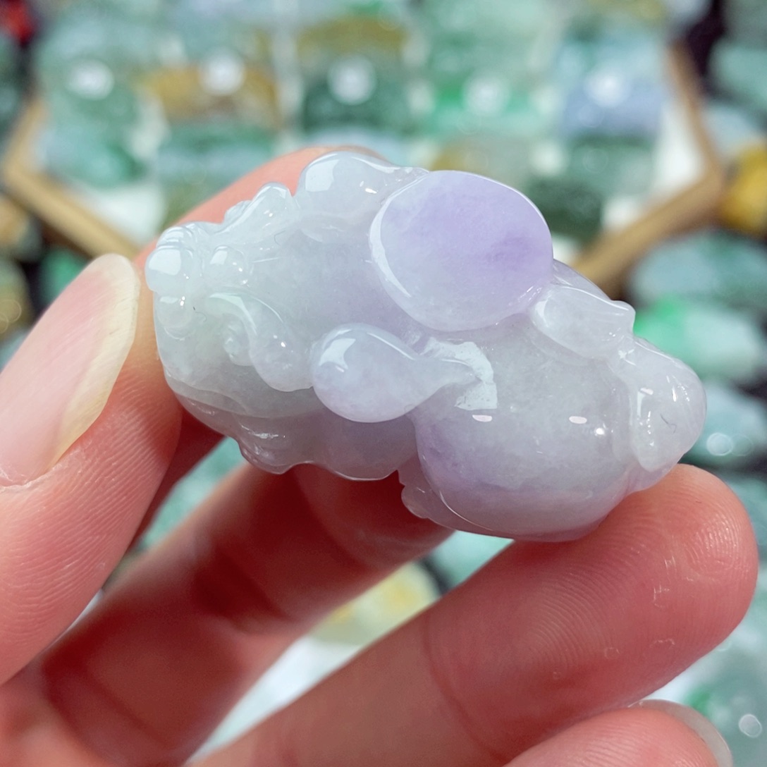 翡翠颈饰未镶嵌天然