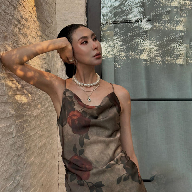 AMALIA SANDRA Rosette玫瑰晚宴吊带裙