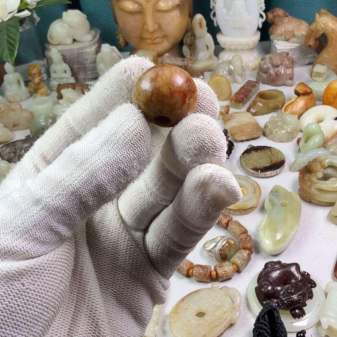 和田玉（糖玉）未镶嵌颈饰蓝**云