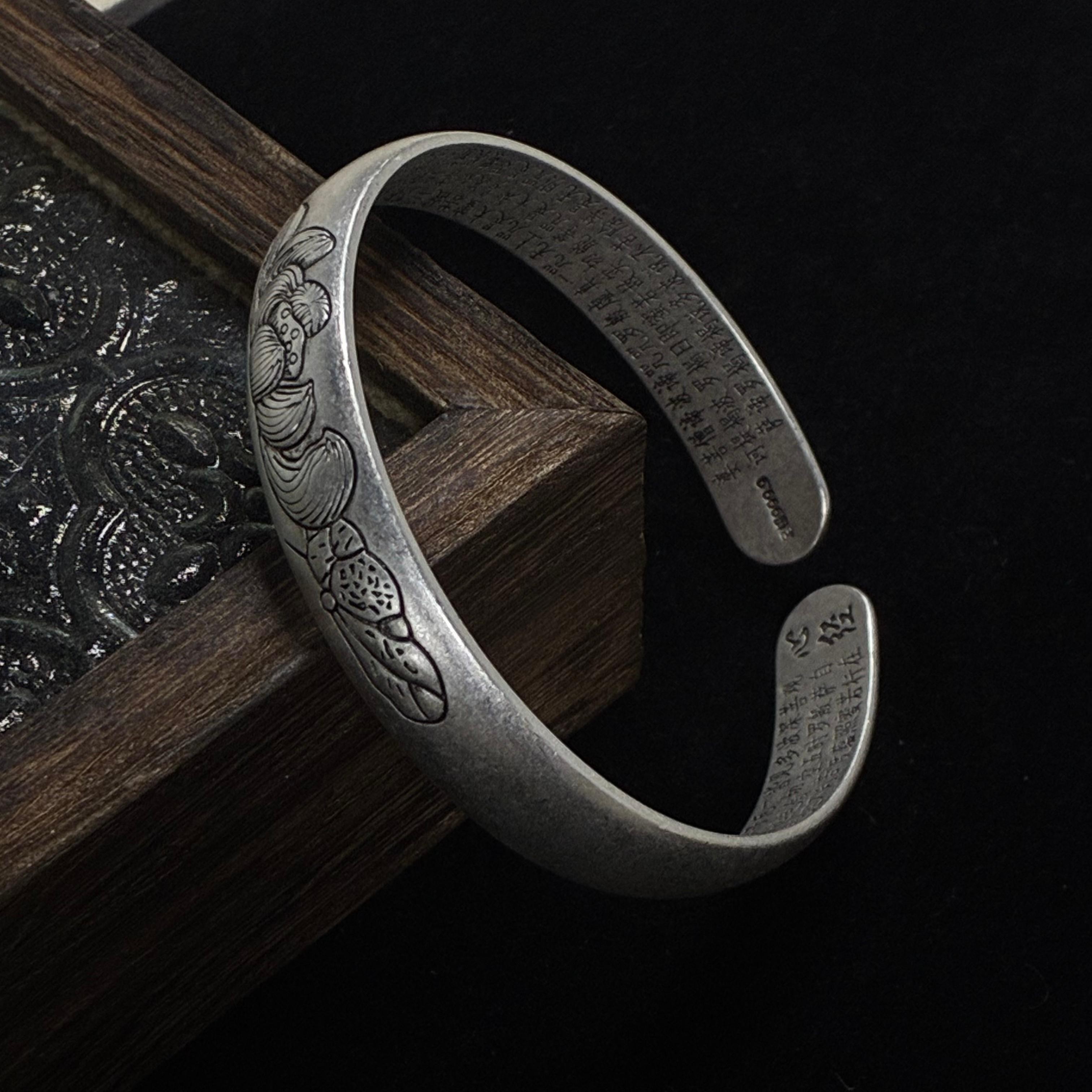 足银手镯 【抓紧处理】定制重工款气质风味年味生肖挂饰　E503