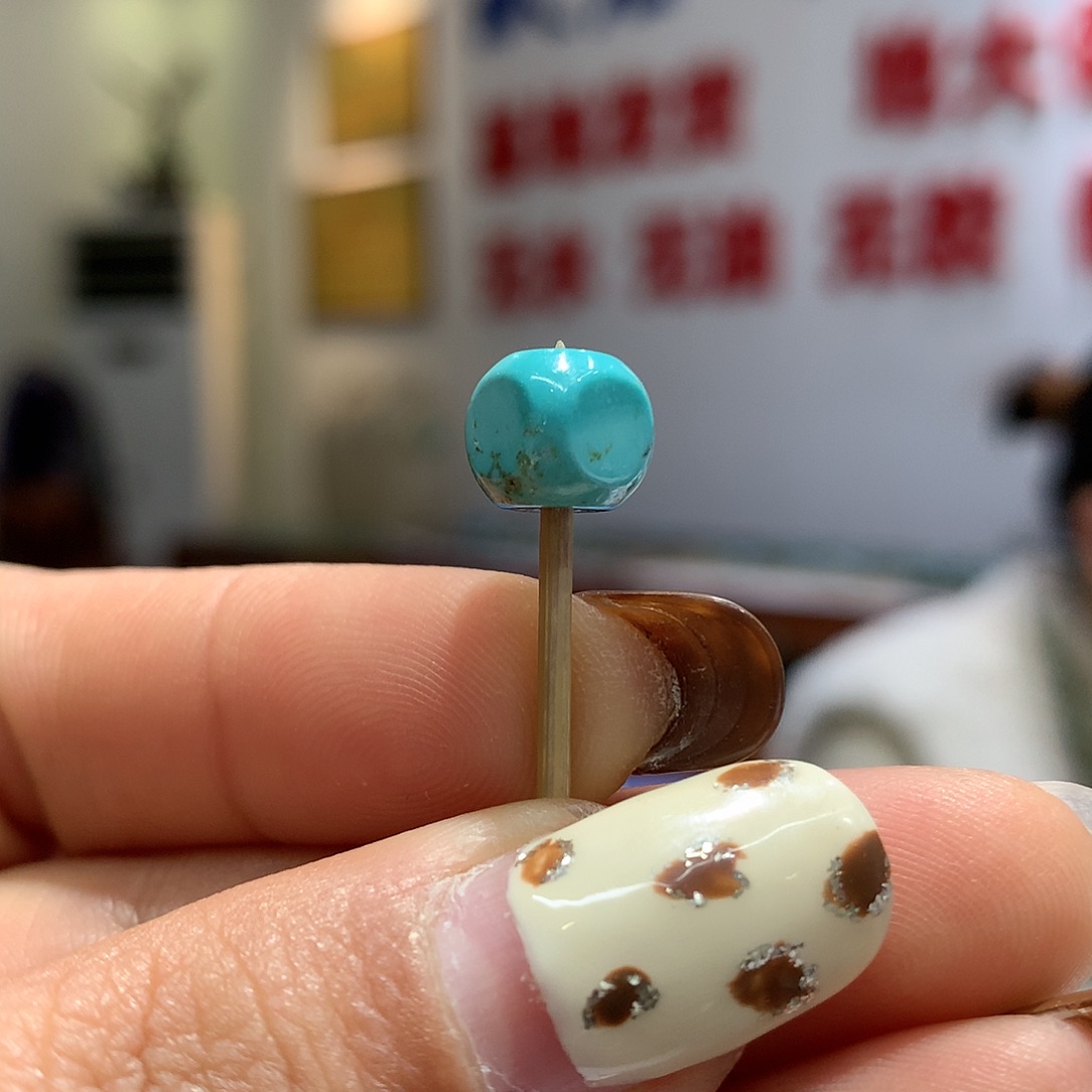 绿松石配饰未镶嵌