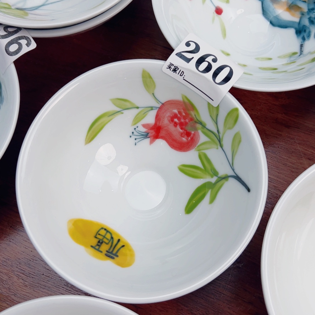 景德镇陶瓷手工手绘制作