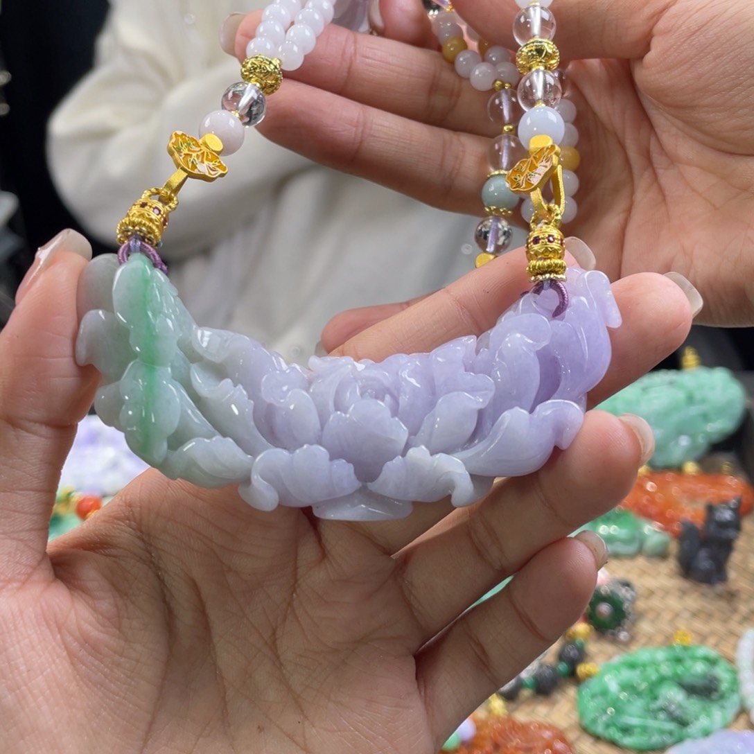 翡翠颈饰未镶嵌代编织