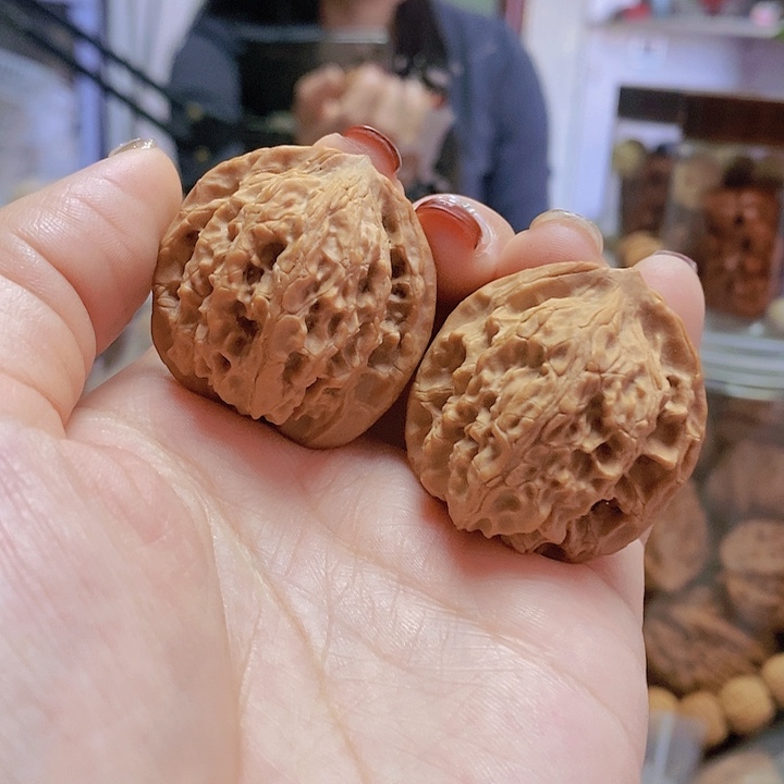 【闪购商品】文玩核桃把件35凤眼