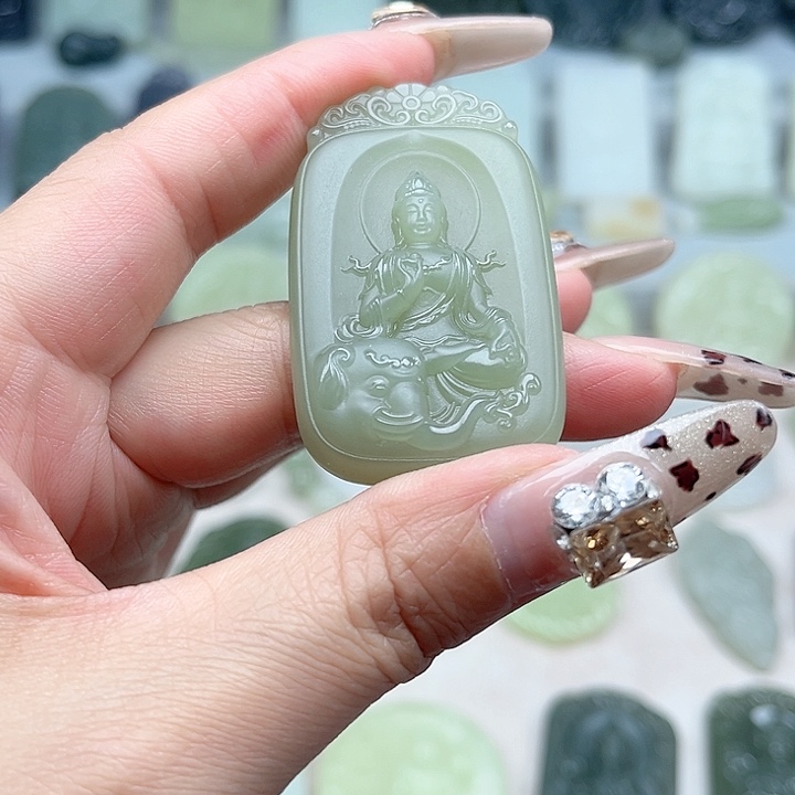 和田玉未镶嵌颈饰