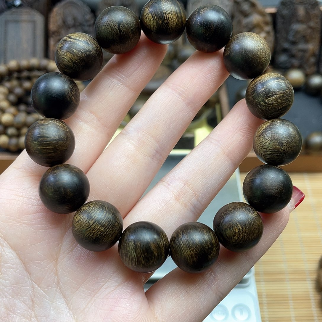 沉香手串寂*芽庄白奇