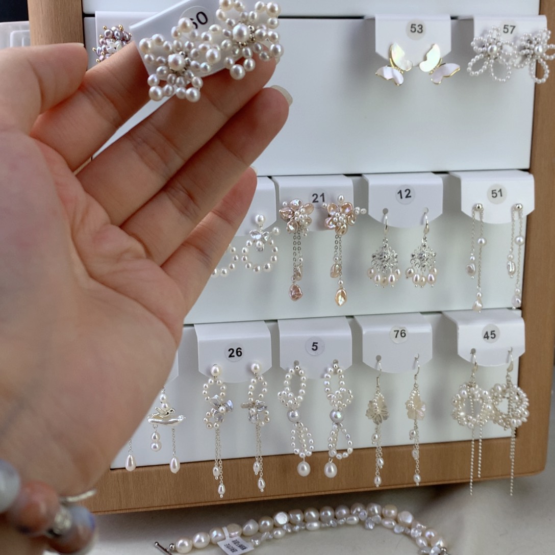 未镶嵌耳饰淡水珍珠