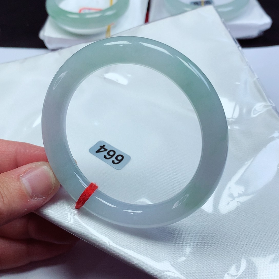 翡翠未镶嵌手镯57圆条